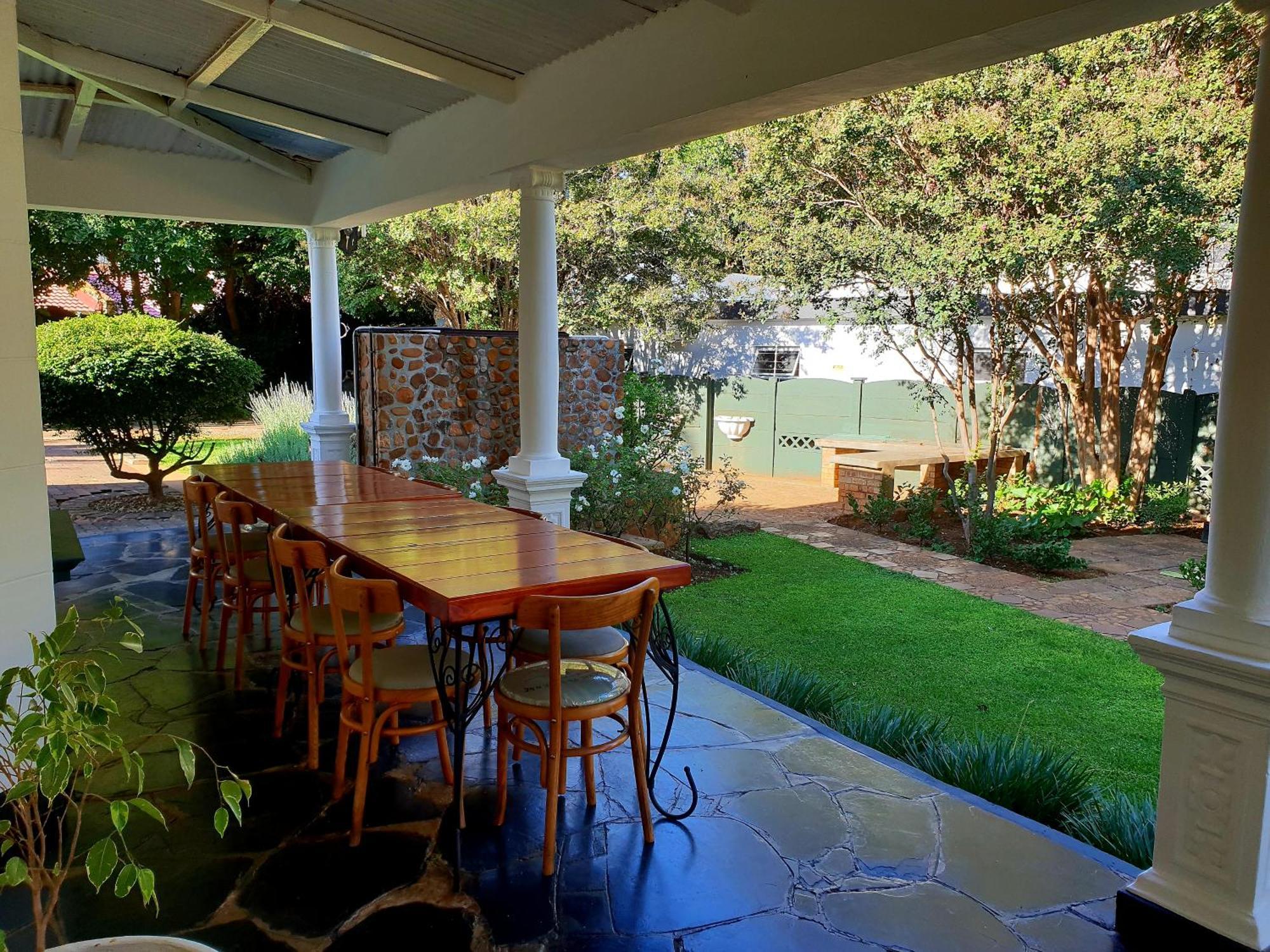 Bauhenia Guesthouse Potchefstroom Exterior foto